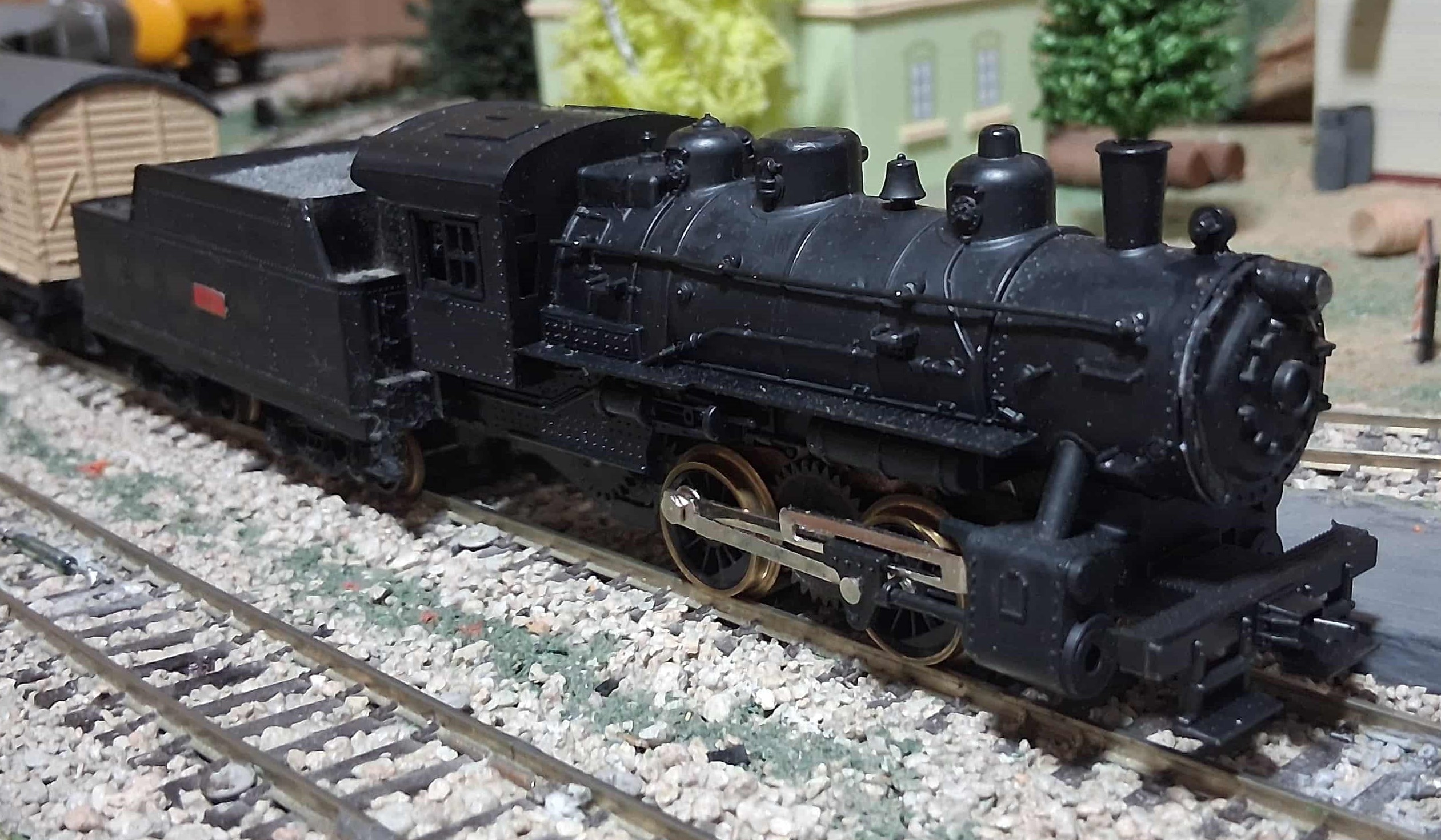 Vista inferior mostrando el engranaje y 'Made in Italy'