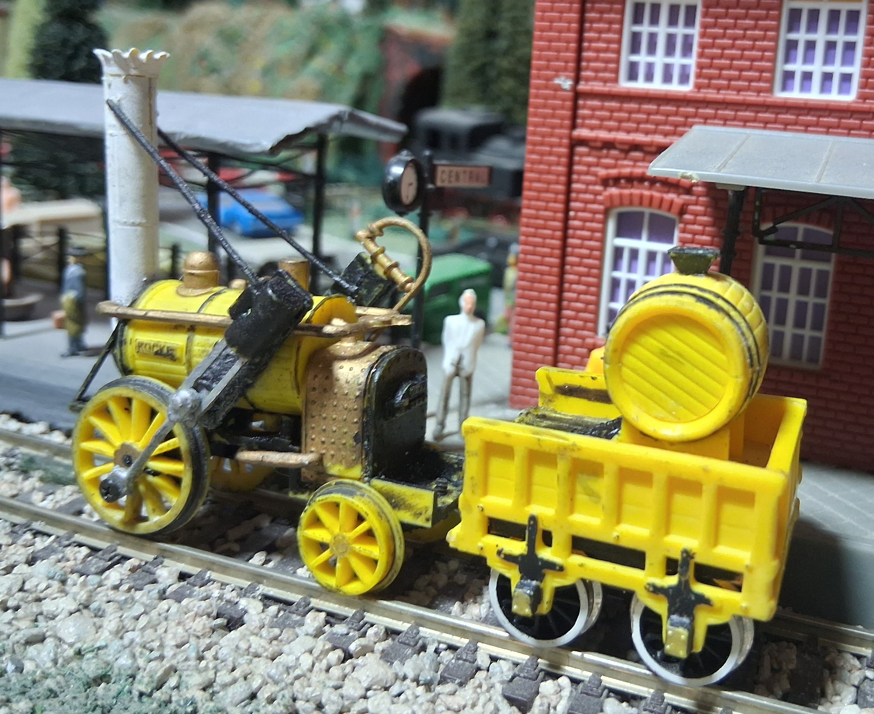 Plano general de la locomotora Rocket y su ténder con barril