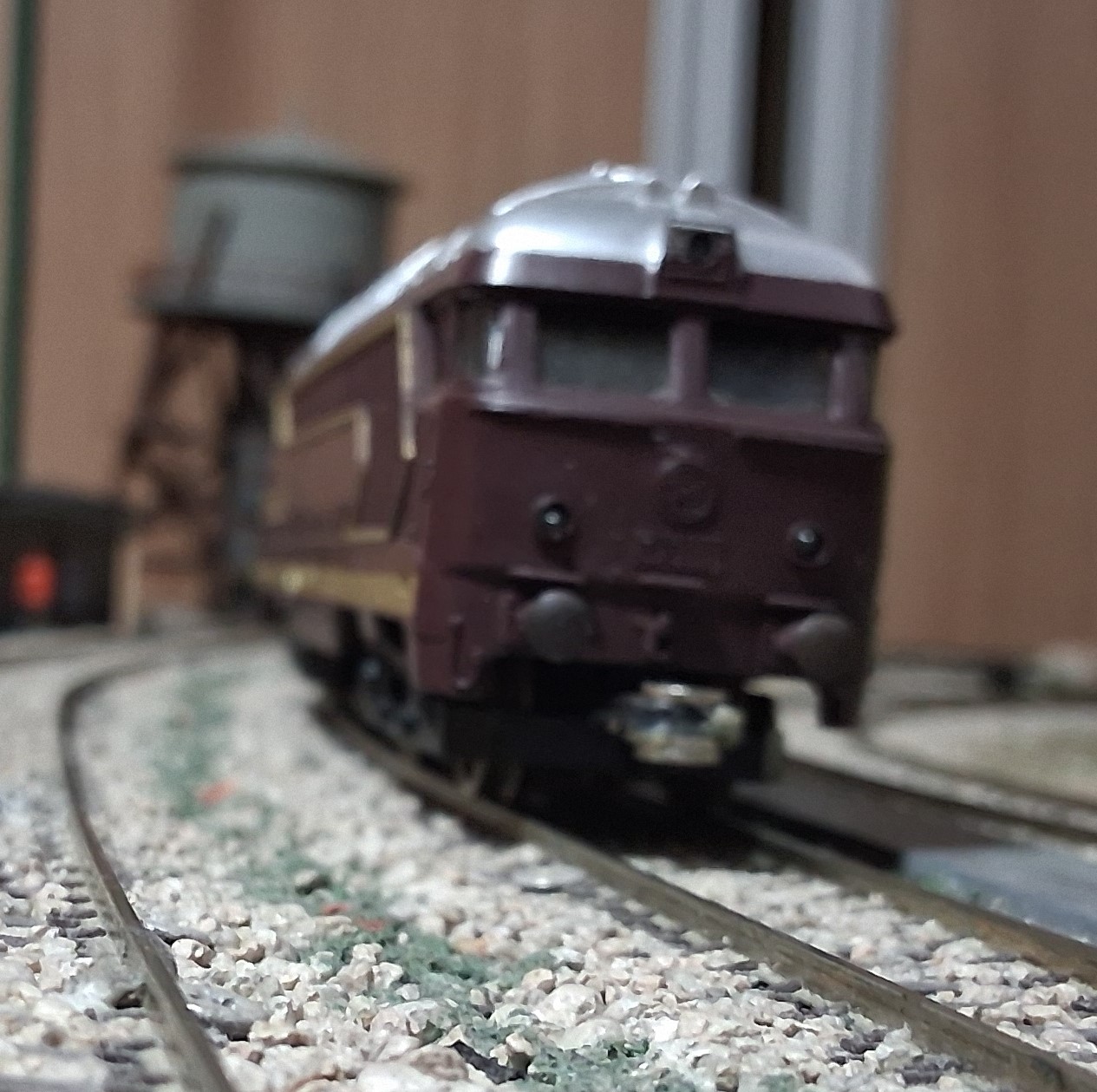 Detalle frontal del testero de la locomotora diésel francesa