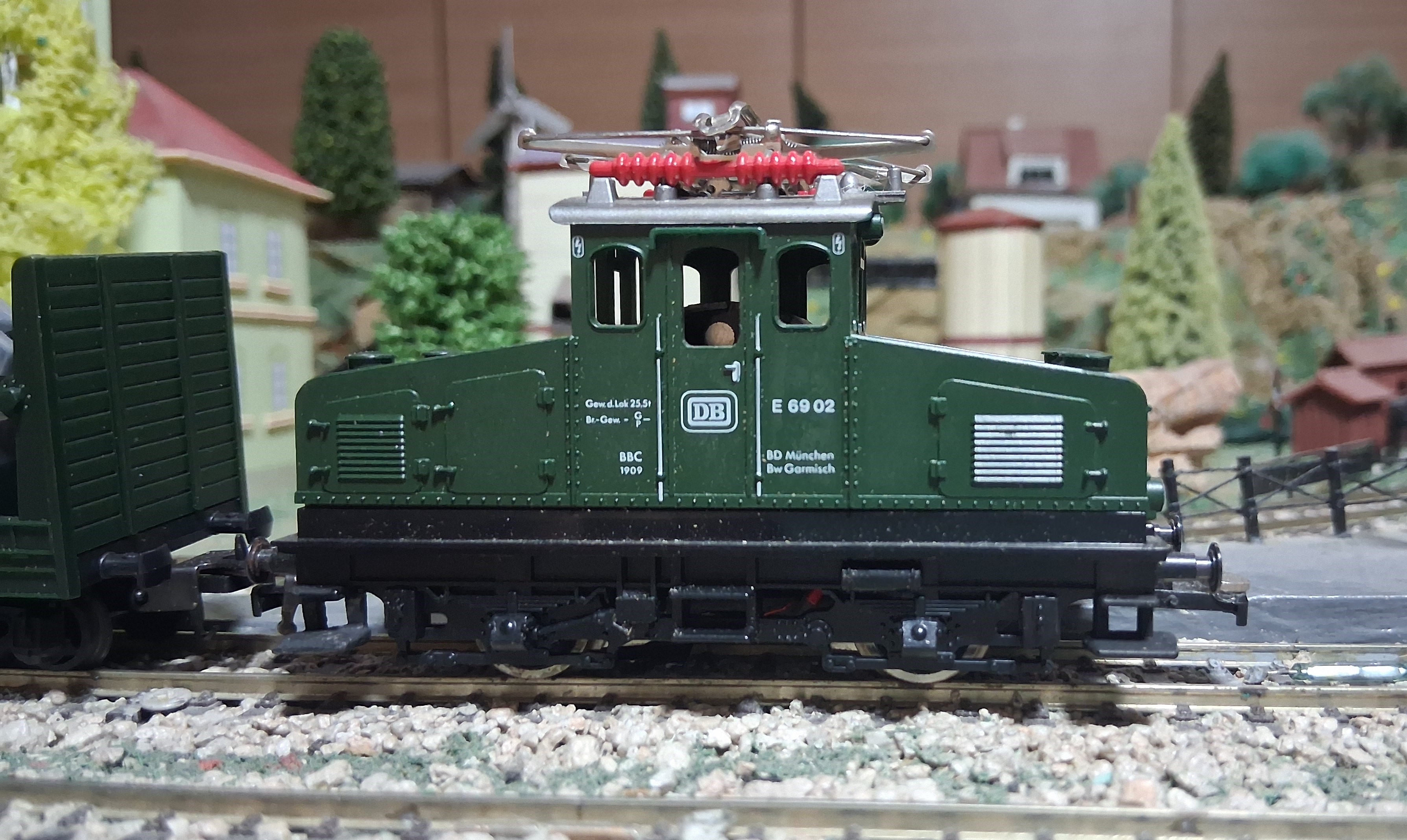 E 69 02